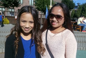 Mariel iš Filipinų su dukra Marete